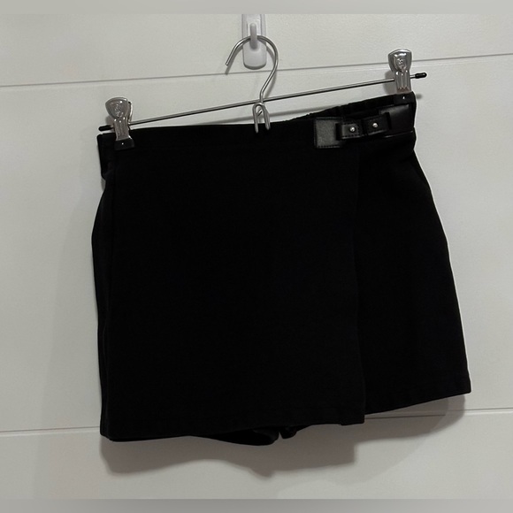 Zara: Girls Skorts with Buckle Detail- Size 11-12 - Picture 1 of 8